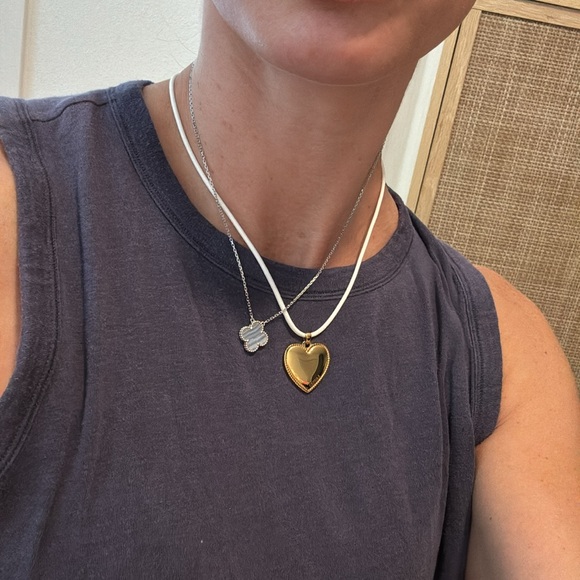 Cendre Co Australian Jewelry Belle Heart Pendant White Necklace - Picture 4 of 11